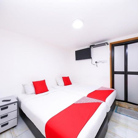 Oyo 334 Everest Hotel Kuala Lumpur Exterior photo